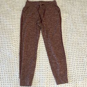 Lululemon Ready to Rulu Fleece Jogger, size 6, barely worn